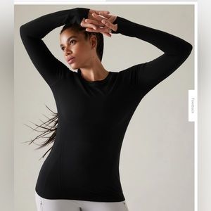Athleta Momentum Top szM-Near New Condition